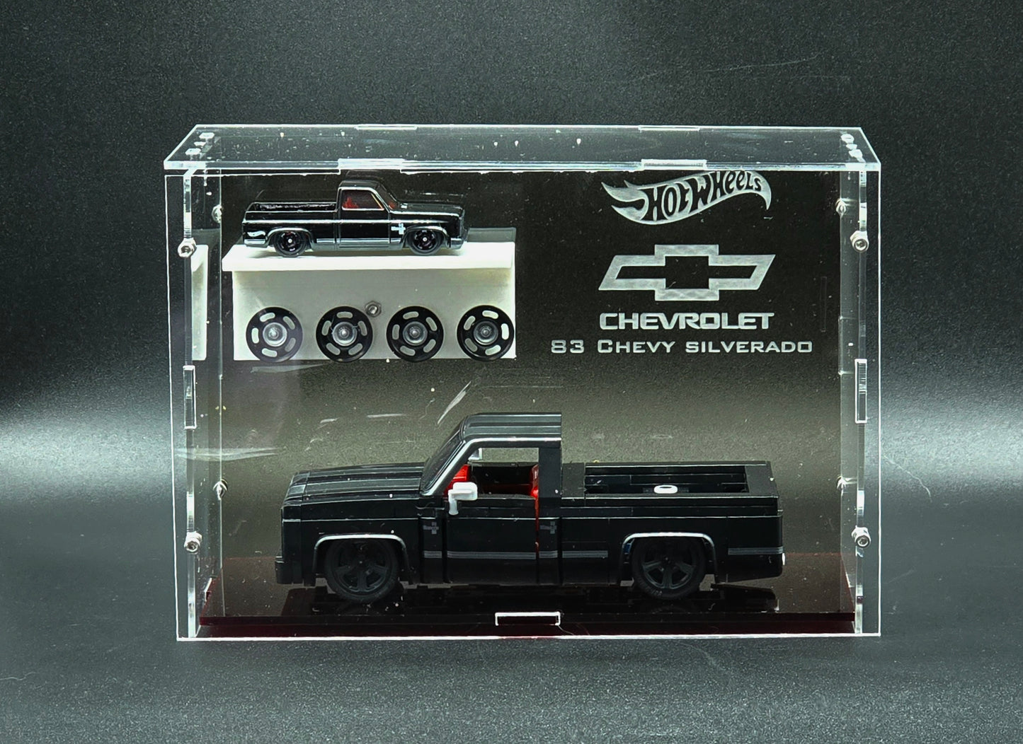 Exhibidor Acrílico Chevrolet Silverado 83 Brick Shop